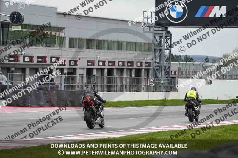 donington no limits trackday;donington park photographs;donington trackday photographs;no limits trackdays;peter wileman photography;trackday digital images;trackday photos